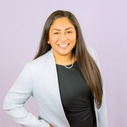 Cecilia Adalynn Photography - Headshot with a lavender background