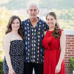 Goldenberg Family Dentistry - Dr. Anne Tod, Dr. Joel Goldenberg and Dr. Jessica Goldenberg Dunne
