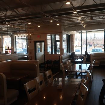 The Southern Kitchen - A partial view of their big and airy space. - Breakfast & Brunch Near Me - Arlington Heights, Illinois The Southern Kitchen - A partial view of their big and airy space. - Breakfast & Brunch Near Me - Arlington Heights, Illinois
