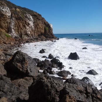 Point Dume State Beach - Beaches Near Me - Malibu, California