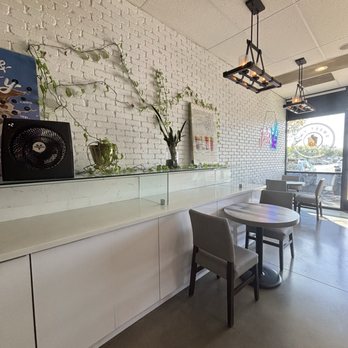 Sweet Pop Boba - Nice decor - Juice Bars & Smoothies Near Me - Bakersfield, California Sweet Pop Boba - Nice decor - Juice Bars & Smoothies Near Me - Bakersfield, California
