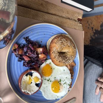 Pearl - Bagel, lox, pickled lemon schmear, sunny-side up eggs, cabbage apple salad - Bars Near Me - Petaluma, California Pearl - Bagel, lox, pickled lemon schmear, sunny-side up eggs, cabbage apple salad - Bars Near Me - Petaluma, California