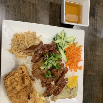 Pho Mai Dinkytown - Rice platter with grilled pork, shredded pork, shrimp patty and quiche. - Vietnamese Near Me - Minneapolis, Minnesota