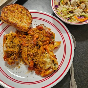 Quicks Hot Spice - Stuffed pasta shells with plenty of Quicks Hot Spice Hot Italian seasoning on top! - Herbs & Spices Near Me - Des Moines, Iowa Quicks Hot Spice - Stuffed pasta shells with plenty of Quicks Hot Spice Hot Italian seasoning on top! - Herbs & Spices Near Me - Des Moines, Iowa