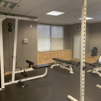 The Whitehall Hotel - A bit spartan, outdated work out equipment - Hotels Near Me - Chicago, Illinois