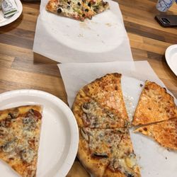 SMOKE PIZZA COMPANY - Supreme pizza and pepperoni and mushroom.