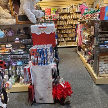 Gretchen's Hallmark Shop - Gift Shops Near Me - Pembroke Pines, Florida