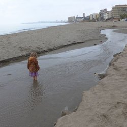 Playa Carvajal - Playa Carvarjal, Benalmadena (Alva in the river), 2018, copyright by mostro