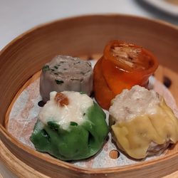 Hakkasan - Miami - Dim Sum basket (Miami spice menu 2022).