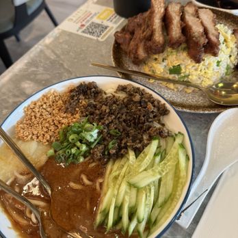Supreme Dumplings - Supreme Tan Tan Noodles - Shanghainese Near Me - Kirkland, Washington