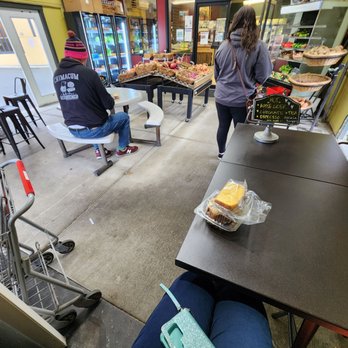 Ooh Lala Burgers - Inside seating - Burgers Near Me - Tacoma, Washington Ooh Lala Burgers - Inside seating - Burgers Near Me - Tacoma, Washington