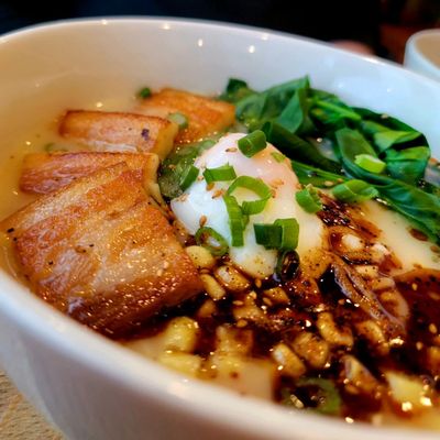 Corner Ramen & Poke by null