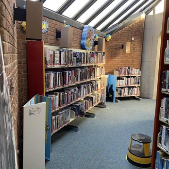 Lee County Libraries - Graphic Novel Collection - Libraries Near Me - Sanford, North Carolina