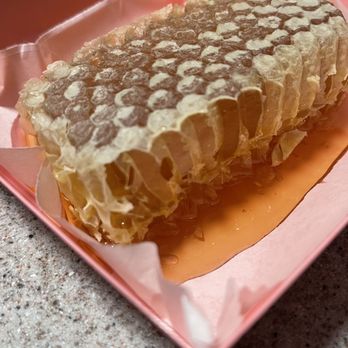 Yoajung - Honeycomb - Ice Cream & Frozen Yogurt Near Me - Honolulu, Hawaii