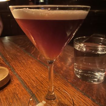 Armitage Alehouse - Espresso Martini - Pubs Near Me - Chicago, Illinois Armitage Alehouse - Espresso Martini - Pubs Near Me - Chicago, Illinois