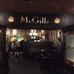 McGill's - Entrance to Pub