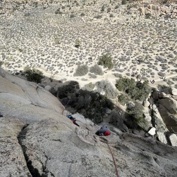 Cliffhanger Guides - Climbing Near Me - Joshua Tree, California
