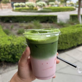 Kitch Cafe - strawberry matcha - Breakfast & Brunch Near Me - Fullerton, California Kitch Cafe - strawberry matcha - Breakfast & Brunch Near Me - Fullerton, California