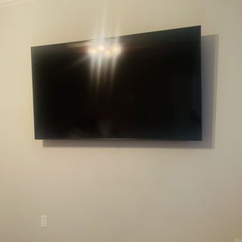 Grant Elite Installations and Services - 70in tv - Home Theatre Installation Near Me - Cypress, Texas