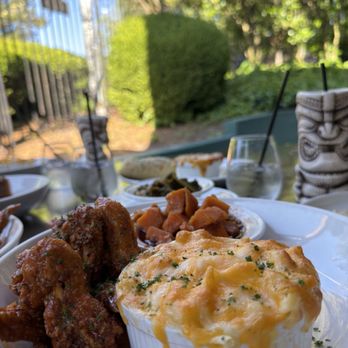 Toast on Lenox - Mac and cheese, wings, yams - Breakfast & Brunch Near Me - Atlanta, Georgia Toast on Lenox - Mac and cheese, wings, yams - Breakfast & Brunch Near Me - Atlanta, Georgia