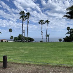 Frank A Vanderlip Park - Cute tiny park facing the Ocean