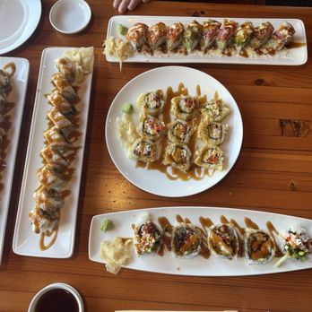 Tora Sushi Lounge - 2 left - Pink Lady 10/10 Round plate- Philly roll 9/10 Above- ocean rolls 10/10 Below- spider roll 6/10 - Sushi Bars Near Me - Astoria, Oregon Tora Sushi Lounge - 2 left - Pink Lady 10/10 Round plate- Philly roll 9/10 Above- ocean rolls 10/10 Below- spider roll 6/10 - Sushi Bars Near Me - Astoria, Oregon