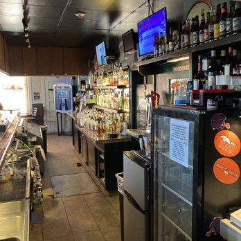 Monaghan's Bar and Grill - a view of the bar - Bars Near Me - Sheridan, Colorado