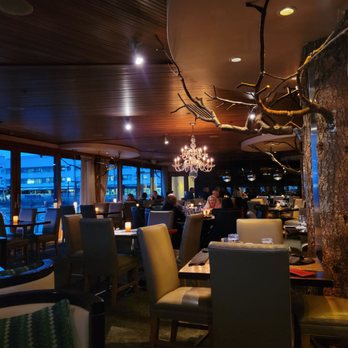 The Edgewater Hotel - Lovely dining room - Hotels Near Me - Seattle, Washington The Edgewater Hotel - Lovely dining room - Hotels Near Me - Seattle, Washington