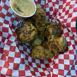 Fried mushrooms with horseradish gravy