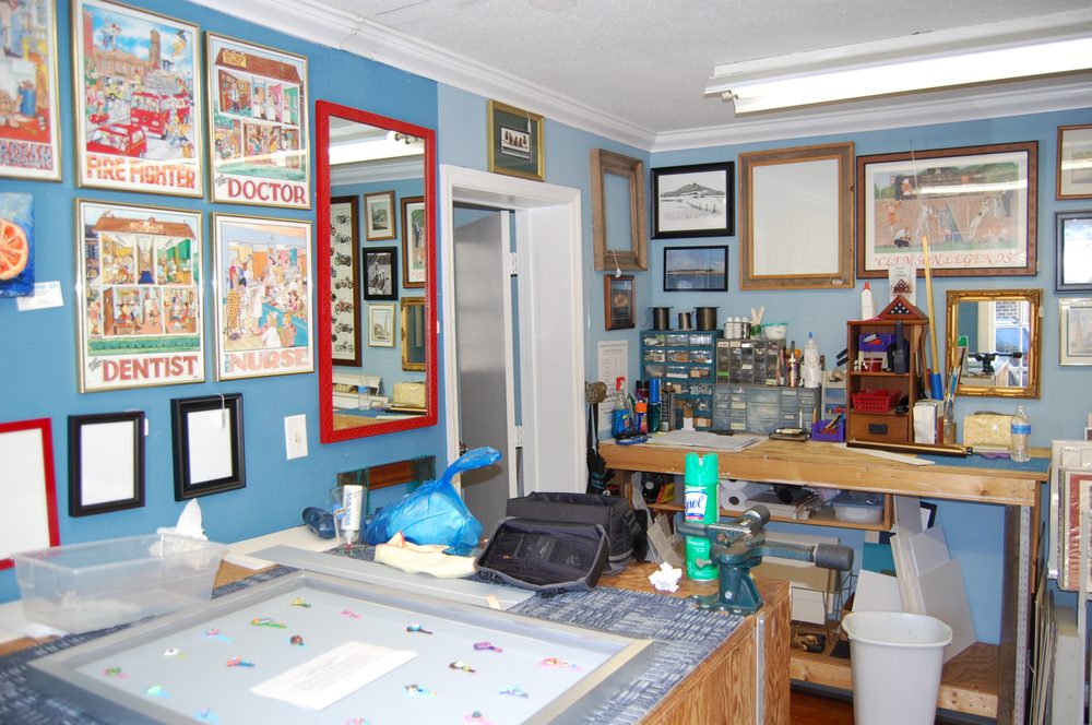 PICTURE THIS FRAMING 827 Folly Rd, Charleston, South Carolina