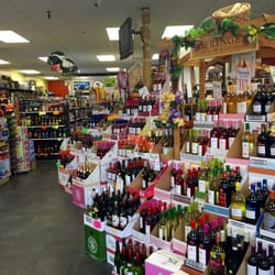 Lakeside Liquors - Main Entrance.