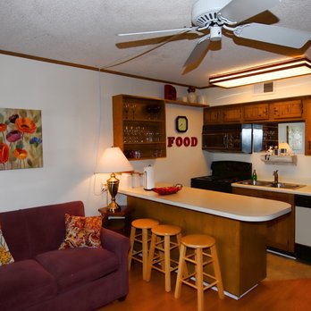 Two Rivers Treehouse - Cool Comal Cottage - Vacation Rentals Near Me - New Braunfels, Texas Two Rivers Treehouse - Cool Comal Cottage - Vacation Rentals Near Me - New Braunfels, Texas