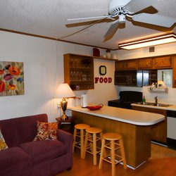 Two Rivers Treehouse - Cool Comal Cottage