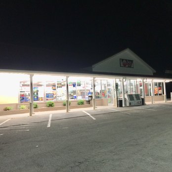 New Dixie Mart 19 - empty parking lot at night - Convenience Stores Near Me - Whitakers, North Carolina