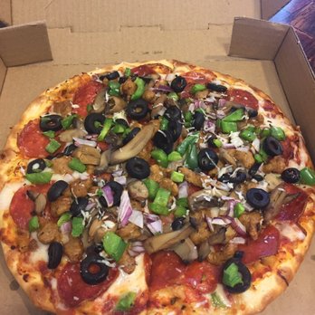T-Mama's Pizza - 10" supreme - Pizza Near Me - Aurora, Colorado T-Mama's Pizza - 10" supreme - Pizza Near Me - Aurora, Colorado