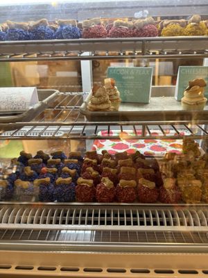 Amelie's Bark Shop by null