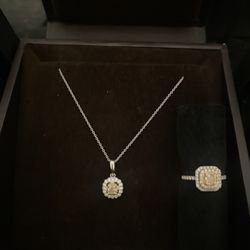 Beautiful yellow diamond and diamond necklace, and the matching ring!