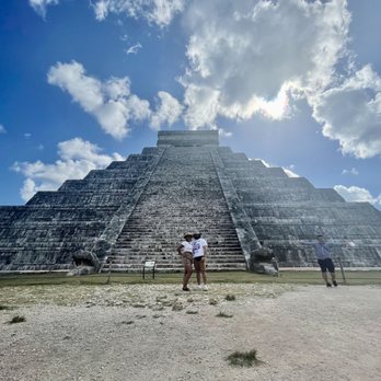 Zona Arqueológica Chichen Itzá - Landmarks & Historical Buildings Near Me - Chichen-Itzá, YUC Zona Arqueológica Chichen Itzá - Landmarks & Historical Buildings Near Me - Chichen-Itzá, YUC