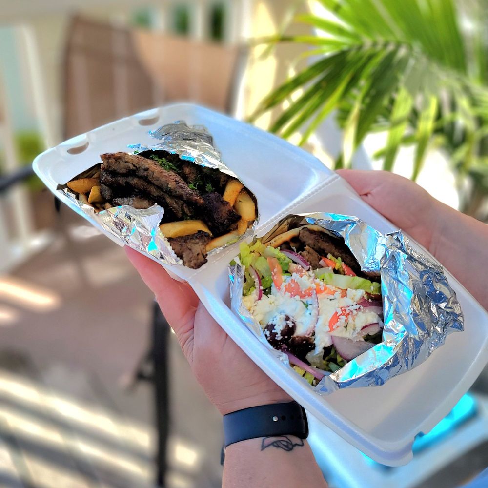 Peño Mediterranean Grill