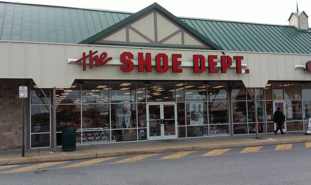SHOE DEPT. Updated October 2024 300 Commons Dr, Parkesburg