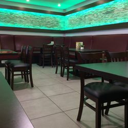Ni Hao China & Thai Küche - Interessantes Ambiente - nur etwas zu "abwaschbar", um gemütlich zu sein