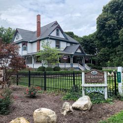 The Dellwood - Front of the Dellwood