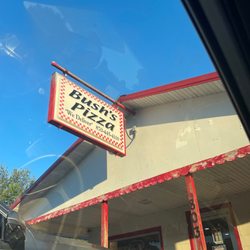 Bush's Pizza & More - Front sign