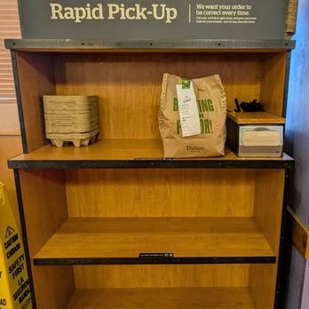 Panera Bread - Rapid Pick-Up Area - Sandwiches Near Me - Austin, Texas