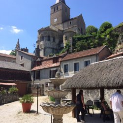 Le Roman des Saveurs - Vue sur l'église