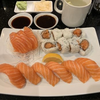 Maizuru - Salmon Lovers, huge portion, super fresh, great prices! - Sushi Bars Near Me - Irvine, California Maizuru - Salmon Lovers, huge portion, super fresh, great prices! - Sushi Bars Near Me - Irvine, California