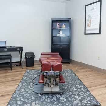 Knapp Chiropractic - Chiropractors Near Me - Brookfield, Wisconsin Knapp Chiropractic - Chiropractors Near Me - Brookfield, Wisconsin