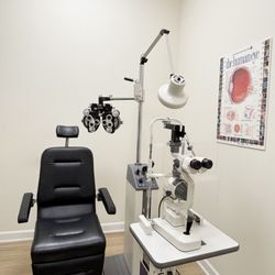 Dempster Eye Center of Morton Grove - Dempster Eye Care - Your Complete Family Eye Care Center | Call : (847) 470-1115 | Location : 7174 Dempster Street, Morton Grove, IL 60053