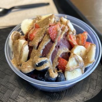 The Toss Up - Small açaí bowl - Salad Near Me - Gardena, California The Toss Up - Small açaí bowl - Salad Near Me - Gardena, California