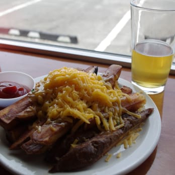 Elk Head Tap Room - Garlic Cheese Fries! - American Near Me - Ocean Shores, Washington